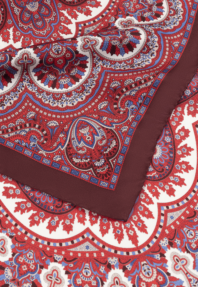 Young Paisley 53 x 53 - multi scarlet