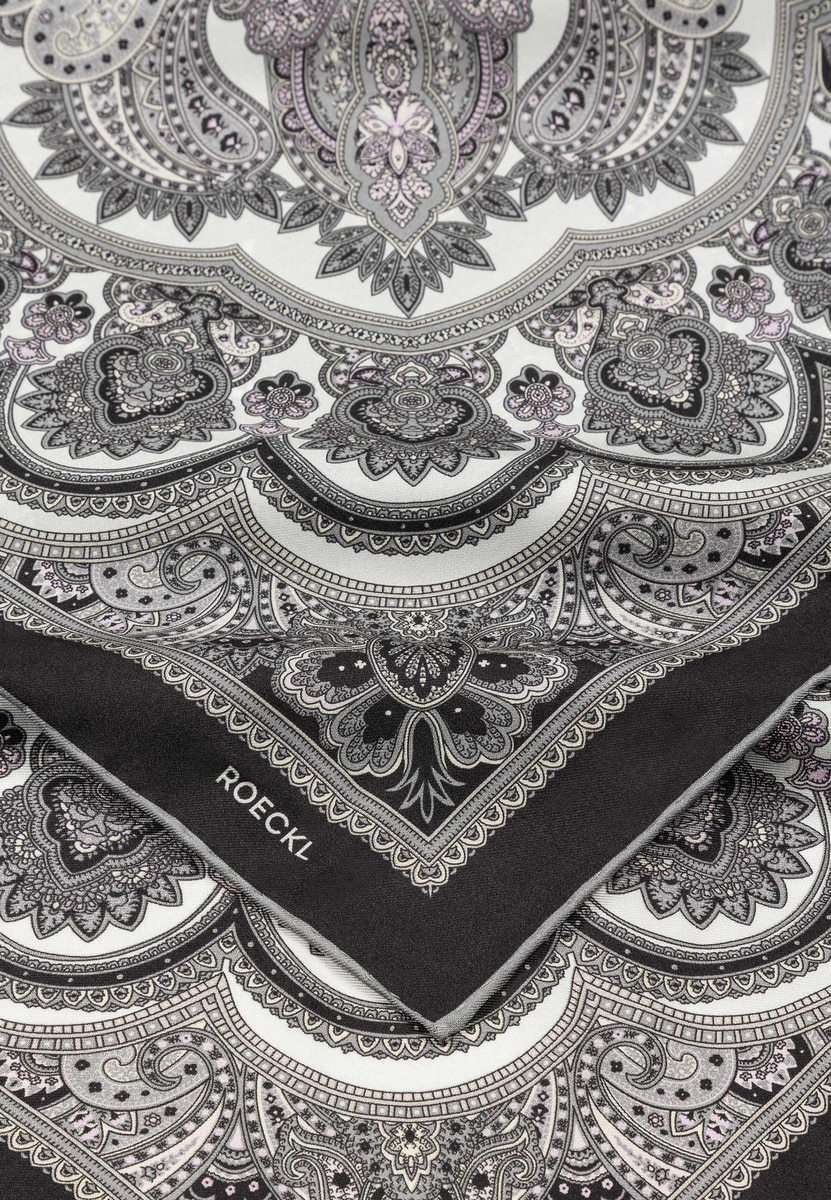 Fine Paisley 53x53  - multi silver