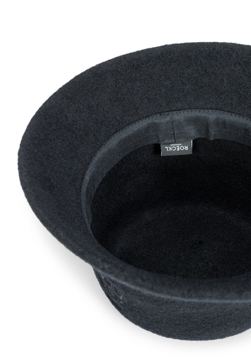 Carnaby Heraldic  - black