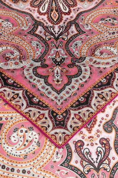 Enchanted Paisley 140x140 - multi rose