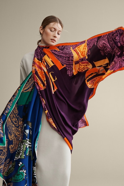 Modern Lettering 130x130 - multi plum