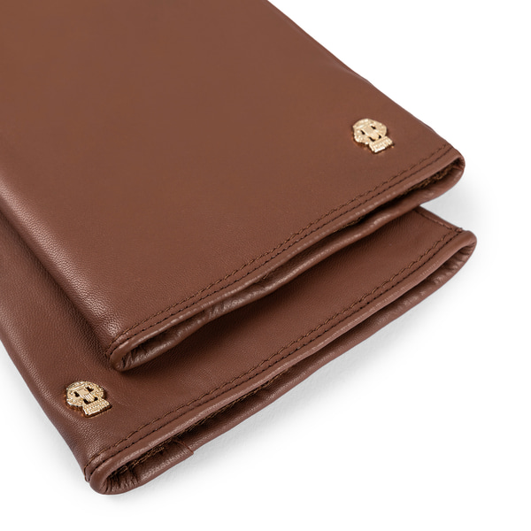 Hamburg - saddlebrown