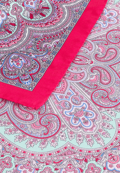 Young Paisley 53 x 53 - multi hibiscus