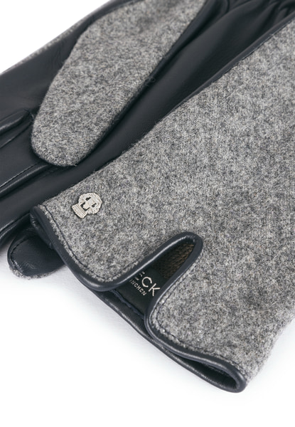 Gruenwald - classic navy