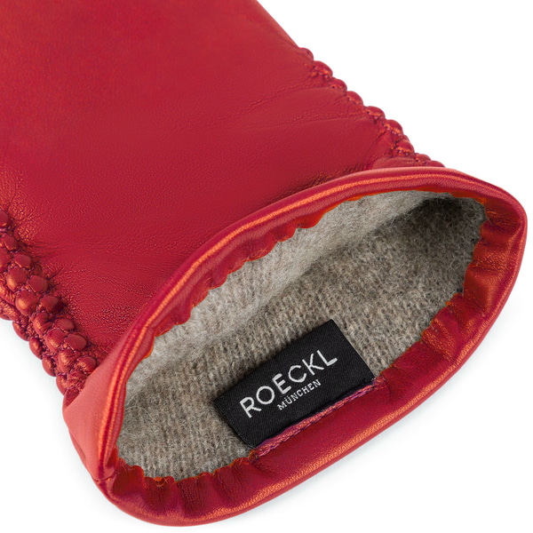 Regina - red