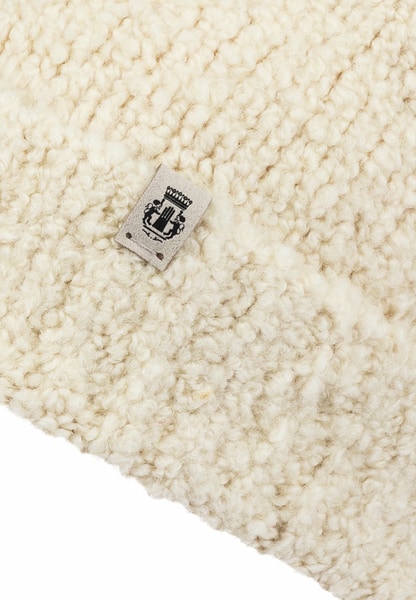 Warm Embrace Muetze - woolwhite
