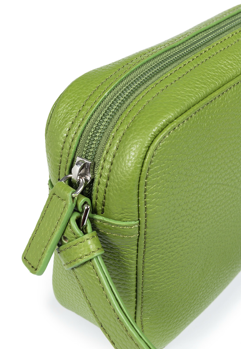 Mia Small - seagrass