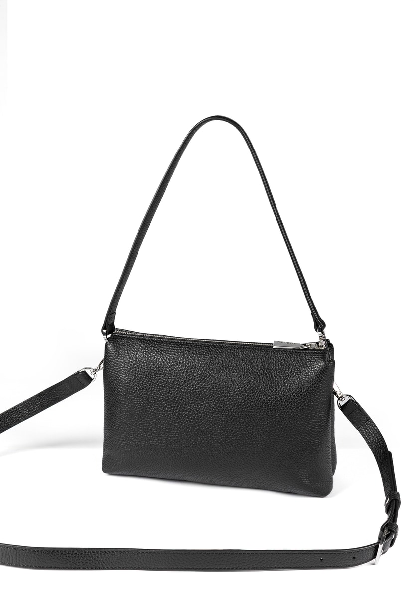 Della small - black