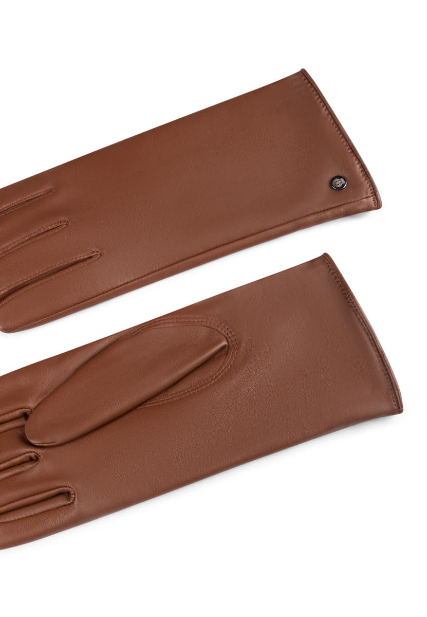 Schoenefeld - saddlebrown