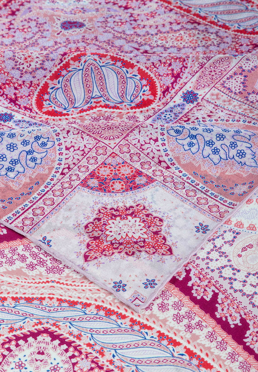 Secret Garden 140x140  - multi rose