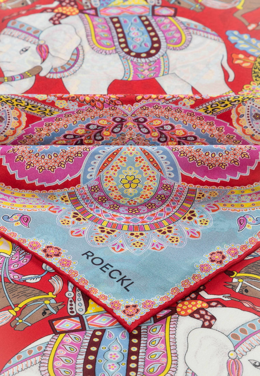 Elephant Parade Silk 140x140 - multi red