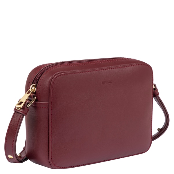 Mia Small - bordeaux