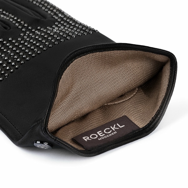 Rivet Blocking - black
