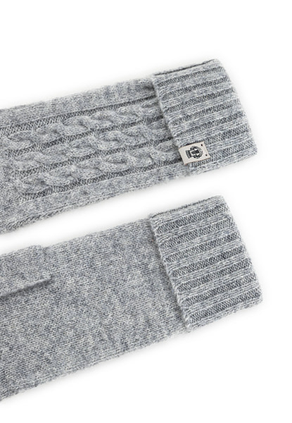 Cabled Charm Strickhandschuhe  - flanell