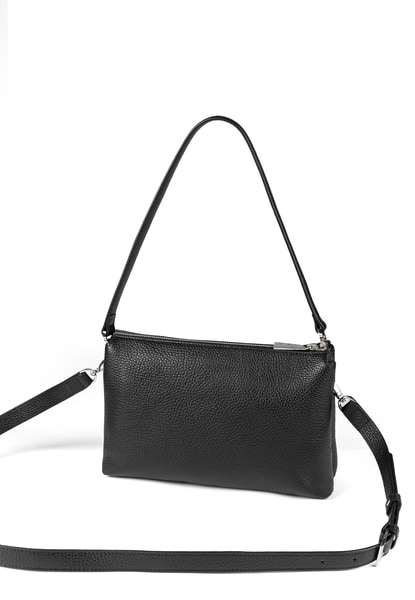 Della small - black
